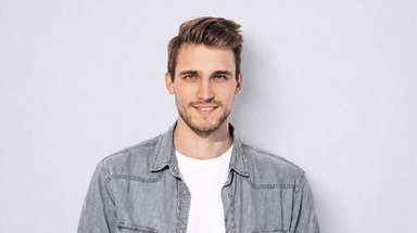 Neo | Multi-Size Men's Hair Replacement Units with Natural Lace Front and Skin Perimeter - Most Versatile-image-1