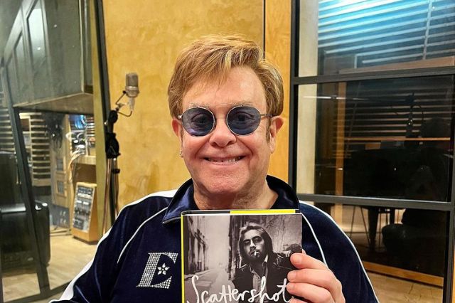 elton john toupee