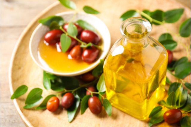 jojoba oil for hair regrowth